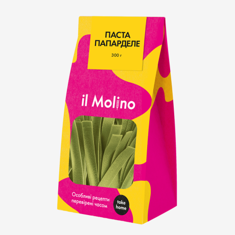 Pasta papardelle with spirulina